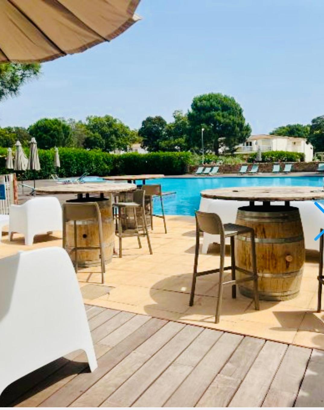 Cala Rossa By Sarai, Apt T2 4 Personnes, Dans Residence Hoteliere Avec Piscine Lecci Exterior photo